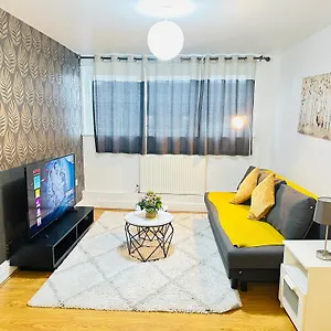 Shoreditch Central Apartment