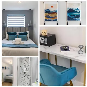 Urban Nest - Stylish Escape Apartment