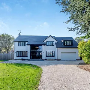 Lindengarth Holiday home Sewerby