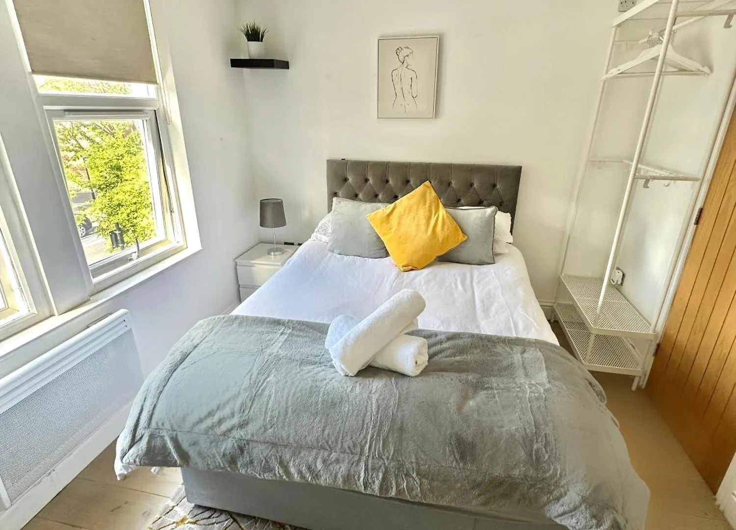 Cosy En-Suite Room In Stratford London
